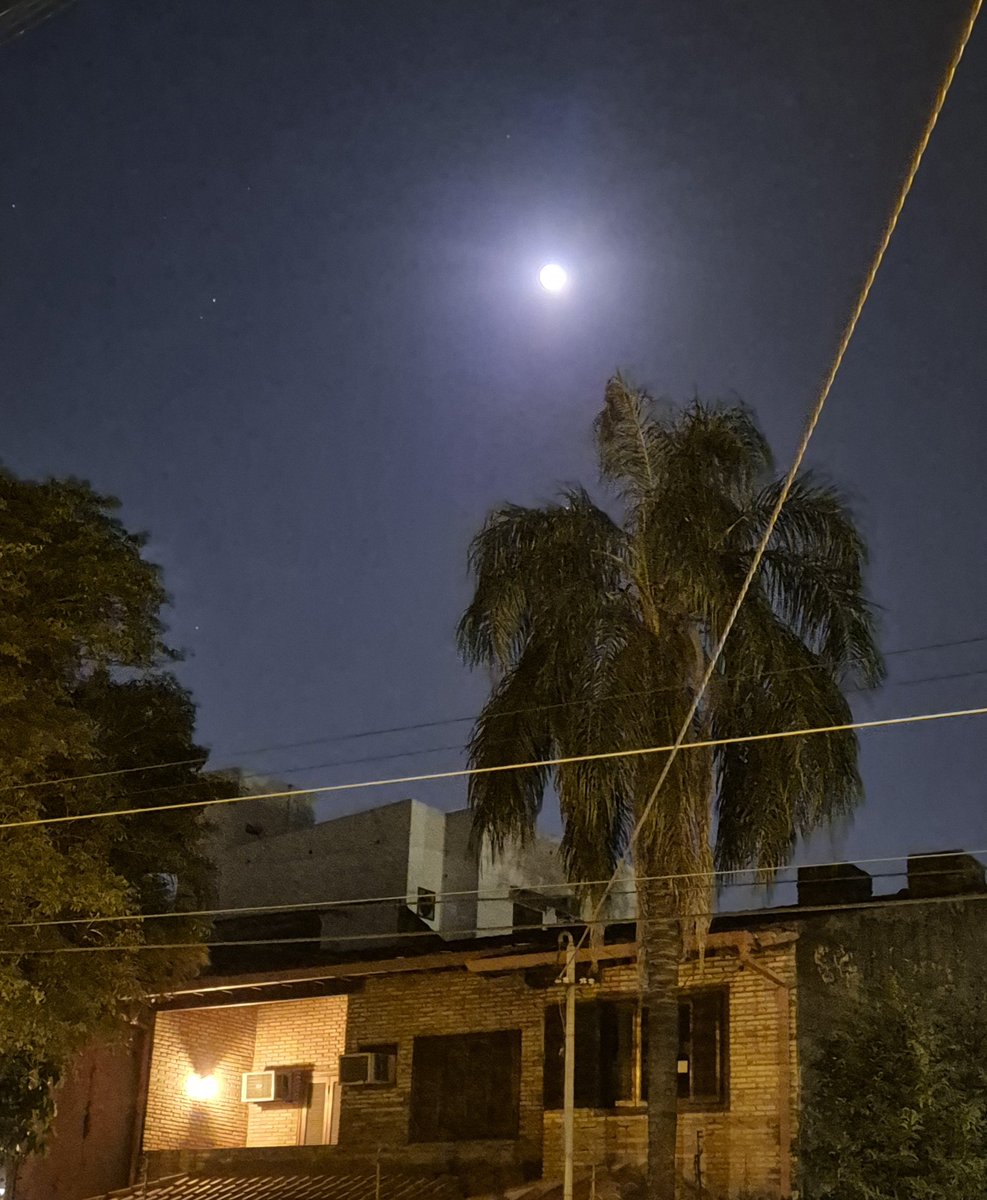Oscar H. Acosta C. (@oscar_marandu) on Twitter photo Agradable madrugada con cielo despejado en Asunción.
La luna sigue arriba y pinta será un lindo día. Más info en #DiaADiaPy
Mirá <a href="/Telefuturo/">Telefuturo</a> desde las 05:20 hs. Agradable madrugada con cielo despejado en Asunción.
La luna sigue arriba y pinta será un lindo día. Más info en #DiaADiaPy
Mirá <a href="/Telefuturo/">Telefuturo</a> desde las 05:20 hs.