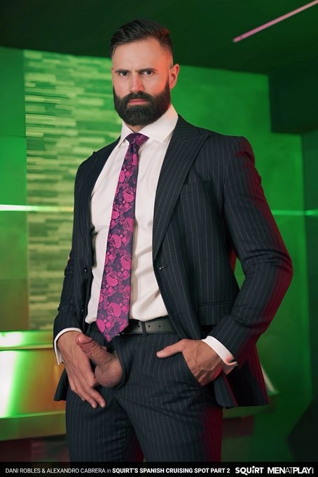 Watch D A N I   R O B L E S's leaked NSFW photo on TwXstars