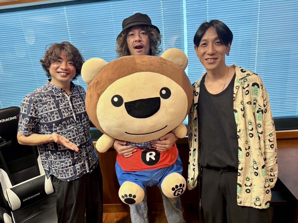 MaisondeMusic's tweet image. 今夜25:30~は🌙
/
🎵#DEPAPEPE のラジオフレンズ🎵
\
今月のゲストは…
#打首獄門同好会 (@uchikubigokumon)より
#大澤敦史 さん!!
大澤さんといえば7弦ギター!
ギタートーク大盛り上がり🎸
打首最新曲もお届け!お聴き逃しなく!
📱radikoはこちら↓
radiko.jp/share/?sid=MBS…
#メゾンデパ