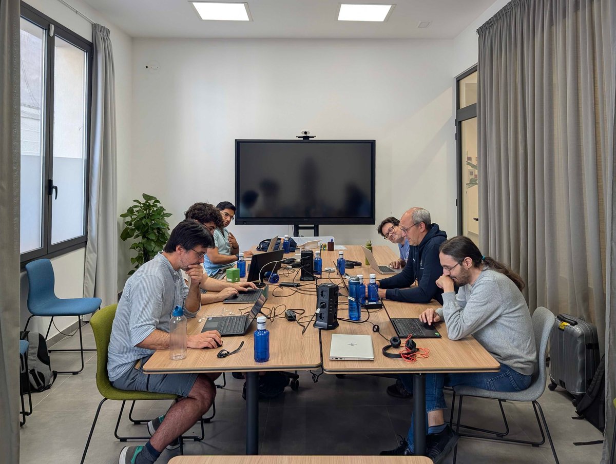 We ran a mini #hackathon this week as a fun #TeamBuilding activity 😎

3 teams of 2 tackled quick ideas that never made the roadmap but could bring real value in a day. 🎯

Tried anything like this? 👀 Would love to hear your ideas!