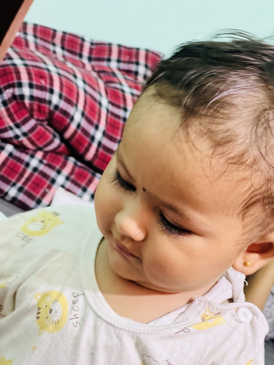 Jhuki huhi nigaao pe, kahin mera khayaal thaa ! ❤️👀