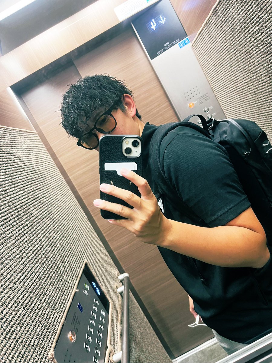 最近、幸せそうなカップルさん誕生しすぎちゃう〜😶ええなぁええなぁええなぁ

また太ってきたからもっと鍛えよう💪