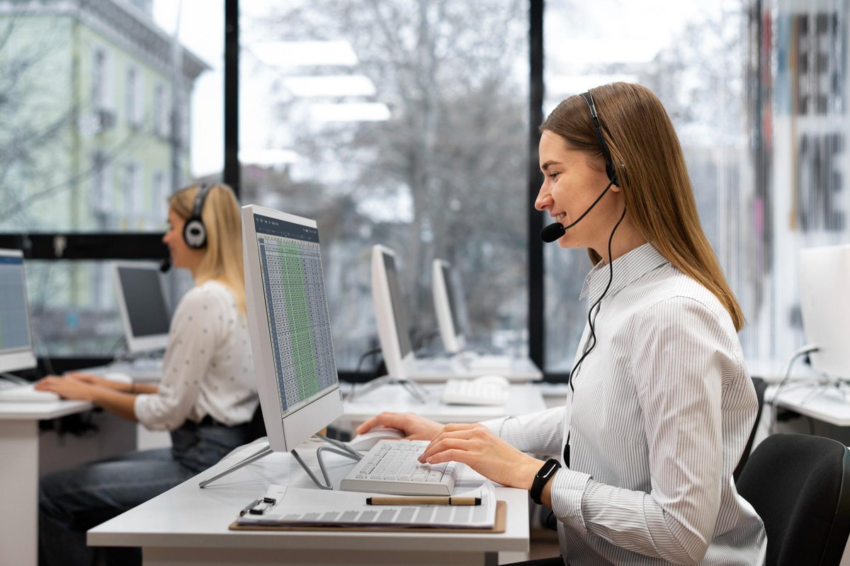 Apostamos por la #innovación y la #tecnología, integrando soluciones de #InteligenciaArtificial a nuestro servicio Cofares Responde. bit.ly/46ukQAs