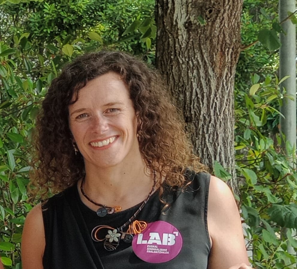 LAB IEH (@lab_ieh) on Twitter photo 🗣️Mirentxu Aramendi, travailleuse de la Polyclinique : "C’est une lutte importante à plusieurs niveaux"
Son entrevue👉labur.eus/3149mady 🗣️Mirentxu Aramendi, travailleuse de la Polyclinique : "C’est une lutte importante à plusieurs niveaux"
Son entrevue👉labur.eus/3149mady