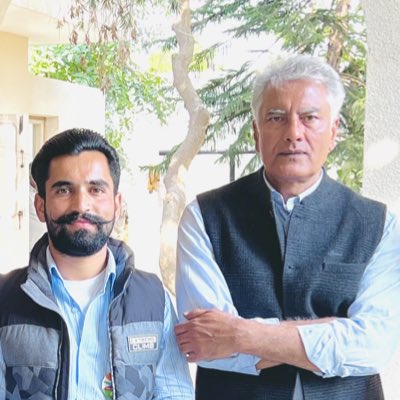 NsuiSra's tweet photo. #NewProfilePic https://t.co/ygnT8KYq7n