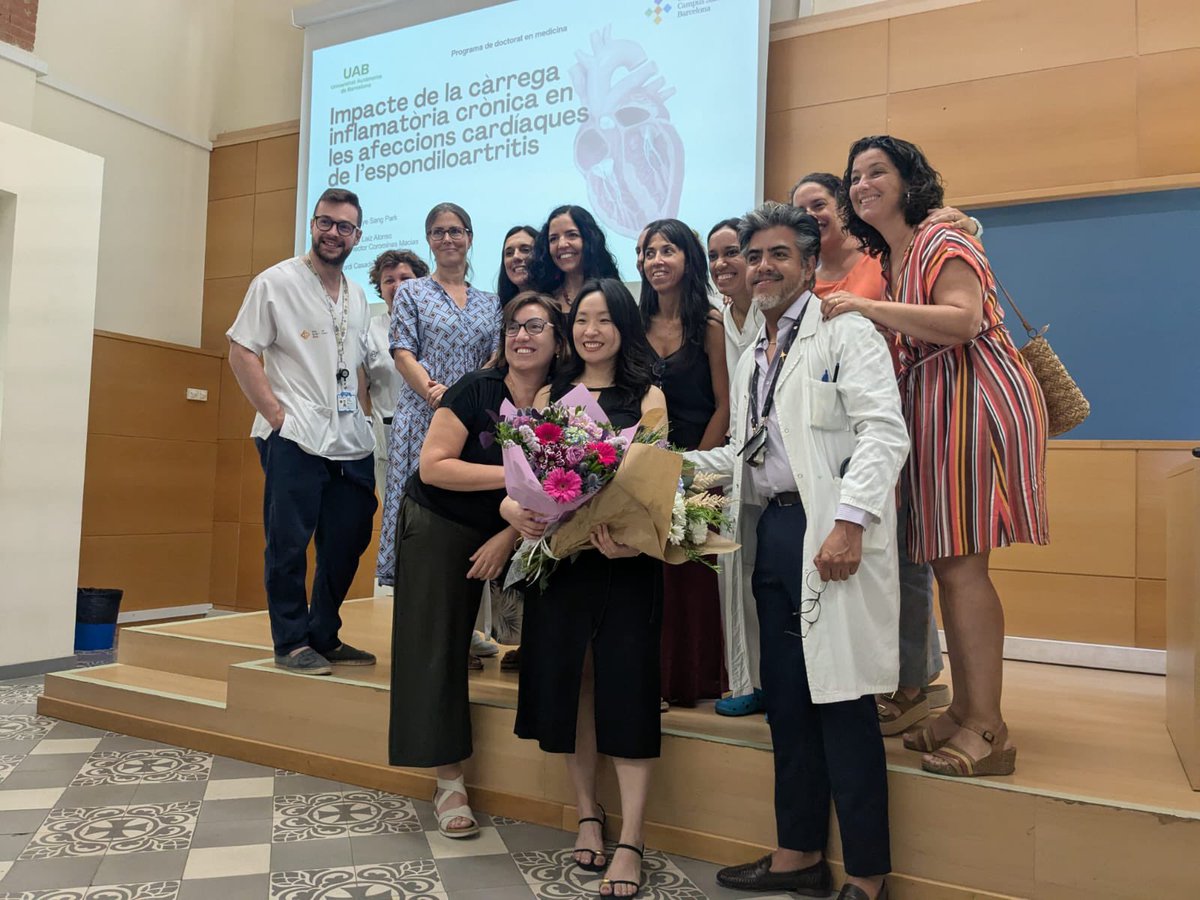 En els dies més tristos recordaré tota ajuda i recolzament desinteressats que he rebut de tantes persones. Admiro profundament la vostra dedicació i vocació.

Ana i Hèctor, aquests 7 anys han sigut un privilegi; pels vostres valors, coneixement i judici únics. MOLTES GRÀCIES.