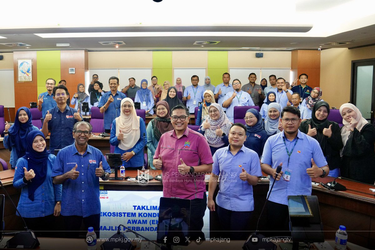 LAWATAN PENANDA ARAS EKOSISTEM KONDUSIF SEKTOR AWAM (EKSA) PUSAT STRATEGI DAN PERHUBUNGAN KORPORAT, UNIVERSITI PUTRA MALAYSIA

Tarikh : 9 Julai 2025 (Rabu) 
Tempat : Menara MPKj.