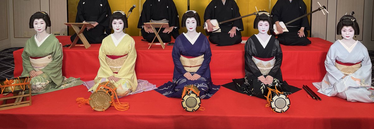 pontocho_taka's tweet image. 大阪で『越後獅子』の大皷を打たせていただきます❣️
緊張します〜〜〜!!
頑張るぞ、おーー!!