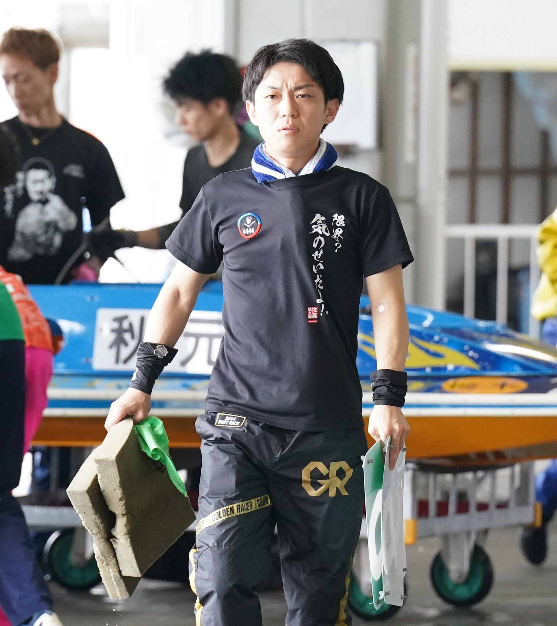 ボートレース　桐生順平選手　ウェア 桐生順平が破格タイムでこん身の逃げ成功／住之江 - ボート