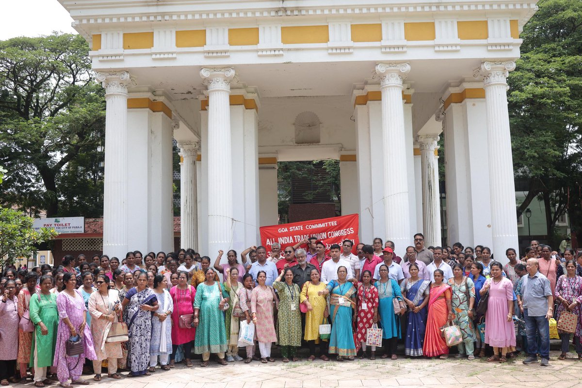 amitspatkar's tweet image. I strongly extend my support to the nationwide protest by AITUC at Azad Maidan. The @BJP4India Govt continues to ignore the voices of workers—no job security, poor wages, and growing exploitation.

In Goa too, the working class has been treated with utter injustice—contract…