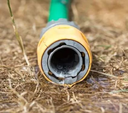 Yorkshire Water has announced that a hosepipe ban will come into effect from 11th July 2025. 

Read more: beverley.gov.uk/hosepipe-ban/

You wan also visit the Yorkshire Water website for more details: yorkshirewater.com/your-water/is-…