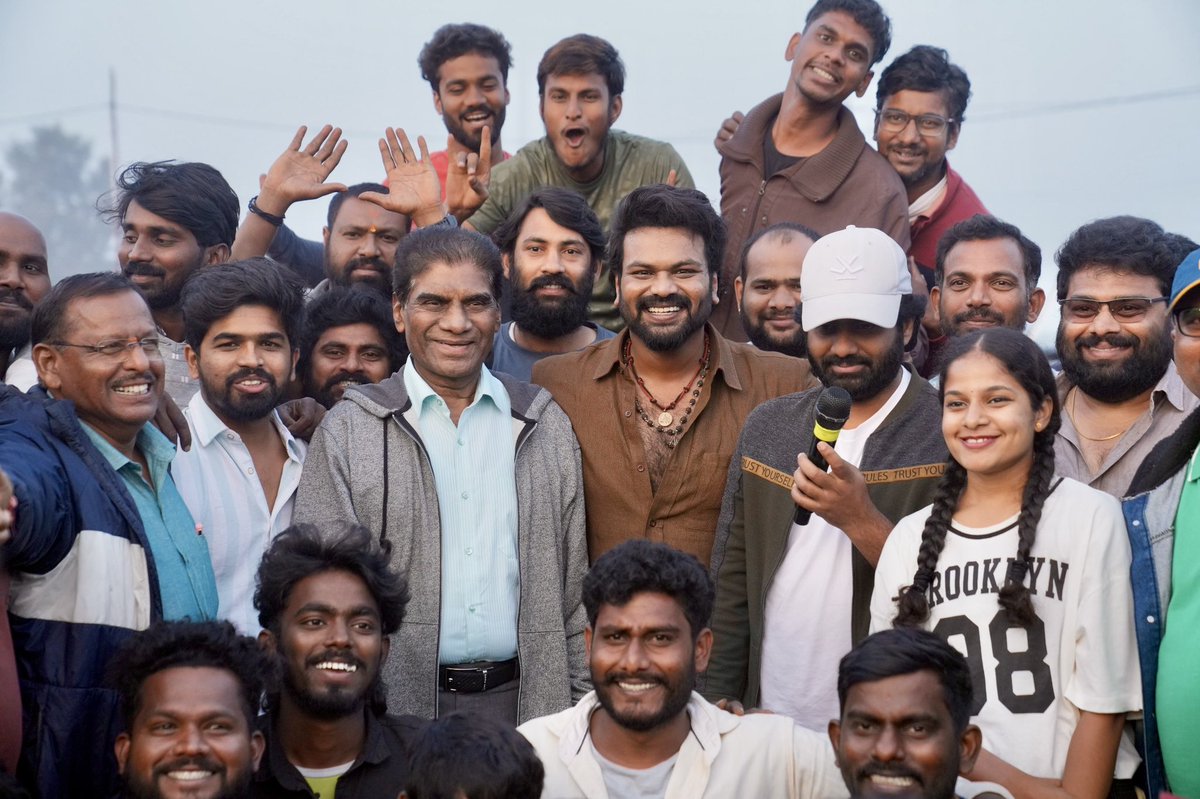 HeroManoj1's tweet image. Wishing a very Happy Birthday to the ever smiling,ever grounded @KKRadhamohan garu 🎂✨

Your simplicity is your strength, and your passion for cinema is nothing short of inspiring.
Grateful for the trust and the incredible opportunity you’ve given me sir.

Here’s to a year of…