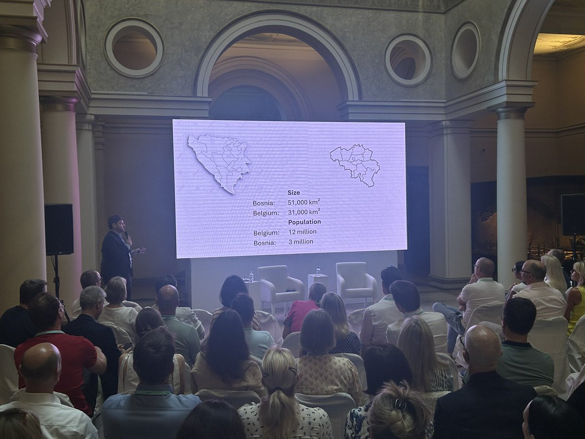 🇧🇦 Bosnia-Herzegovina 2025. 

30 years since Srebrenica genocide, 30 years since the end of the war. 

Years of shame and horror 1992-1995.
100.000 dead. 2 million displaced.

Then the most successful international intervention since the end of the Cold War. 

Full of lessons for
