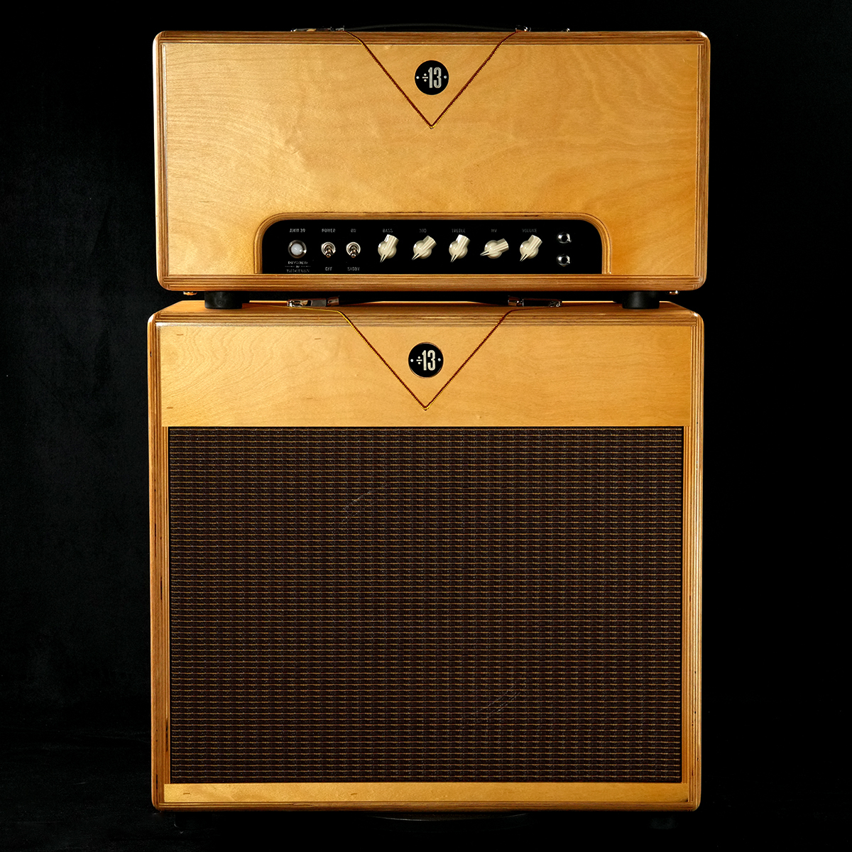 1484shibuya's tweet photo. ハードウッド仕様のDivided by 13 / AMW39 with 112F Cabinetが入荷!!ぜひこの機会にご検討くださいませ。
https://t.co/NhbEhghag6
#Dividedby13 #AMW39 https://t.co/uZG6k3jvTW