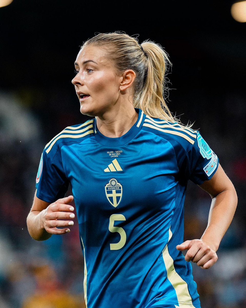 Tottenham Hotspur Women (@spurswomen) on Twitter photo Proud of you, Amanda π€
Amanda secured her first <a href="/WEURO2025/">UEFA Women's EURO 2025</a> minutes on Tuesday for <a href="/svenskfotboll/">Svensk Fotboll</a>, helping them clinch a 3-0 victory over Poland and a spot in the quarter-finals π Proud of you, Amanda π€
Amanda secured her first <a href="/WEURO2025/">UEFA Women's EURO 2025</a> minutes on Tuesday for <a href="/svenskfotboll/">Svensk Fotboll</a>, helping them clinch a 3-0 victory over Poland and a spot in the quarter-finals π