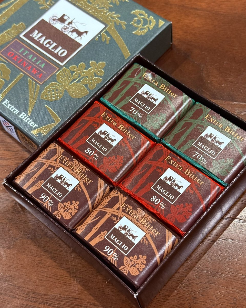 YuppiBlues's tweet photo. 那覇空港で買ったMAGLIOのチョコ🍫美味しかったわ〜🥰 なんか90%でも美味しいのよ🤤 もっと買っておけば良かったわ🥺 #MAGLIO https://t.co/yZlRsKq2wZ