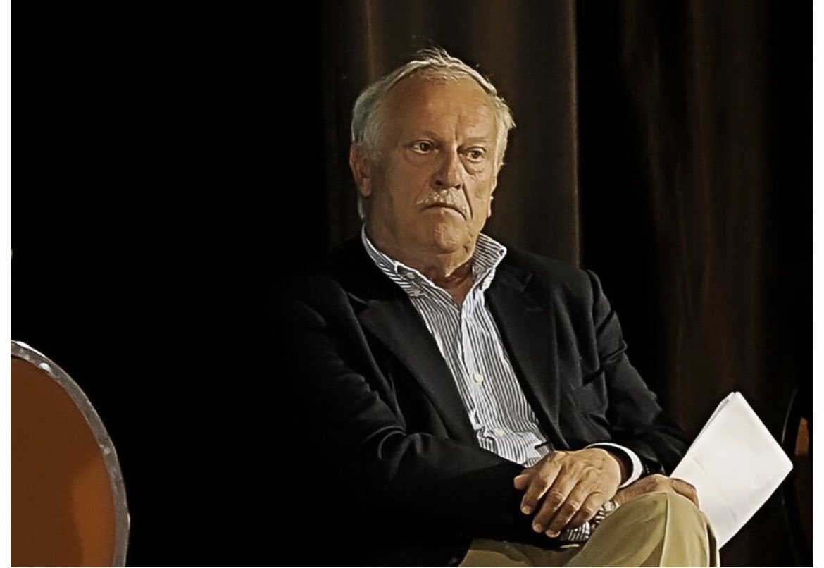 Triste por el fallecimiento de Claudio Bortoletto, el que fue nuestro director deportivo en el “Jolly Club” en el año 1993. Se nos va un grande en todos los sentidos, como profesional y como persona.DEP🙏😢