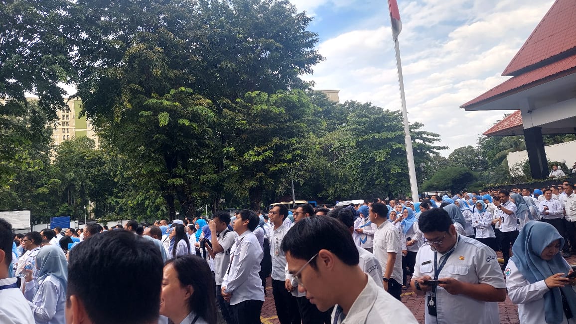 Selamat atas penyerahan SK PPPK bagi 637 pegawai oleh Menteri desa, Bapak Yandri Susanto,  8 Juni 2025 
#TerimaKasihBapakPresidenPrabowo
#TerimaKasihBapakMenteriDesa
#SelamatP3kKemendesa
<a href="/prabowo/">Prabowo Subianto</a>
<a href="/YandriSusanto27/">Yandri Susanto</a>
<a href="/ArizaPatria/">Ariza Patria</a>
<a href="/taufikmadjid71/">IG : taufik.madjid</a>
<a href="/kemendespdt/">#BangunDesaBangunIndonesia</a>
<a href="/bpsdmkemendesa/">Bpsdm Kemendesa</a>