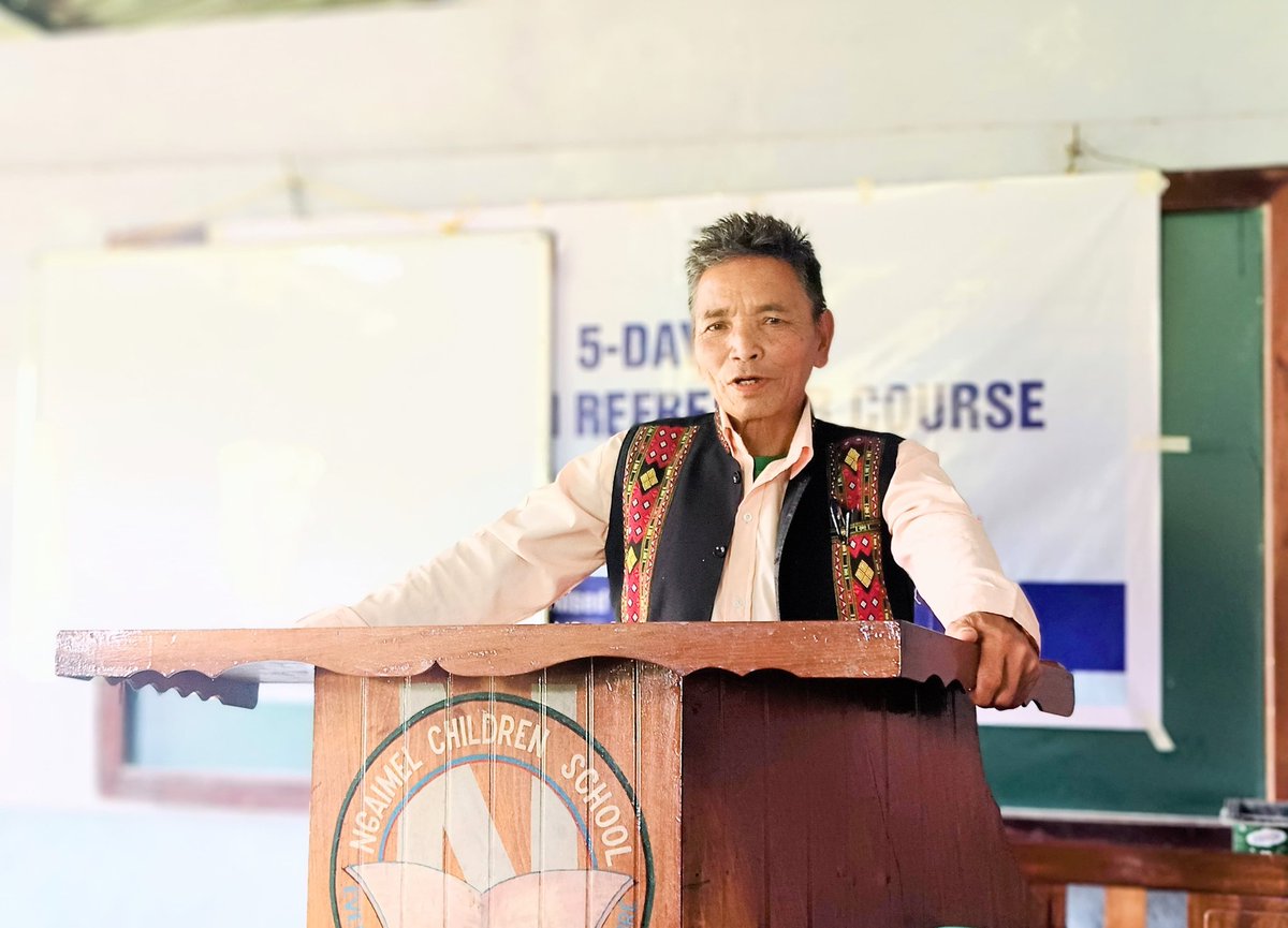 Thadou_TLF's tweet photo. Thadou Kuki Refresher Course khumkhana kinna ja umtah Pu Nehthang Kipgen, Vice Chairman, TLF chu Resource person in apangin ahi.

TLF in Thadou paocheng alambe holeh pao khantouna dinga paocheng lambe angaichat dan phondohna aneijin ahi. https://t.co/8yNPjUzvEi