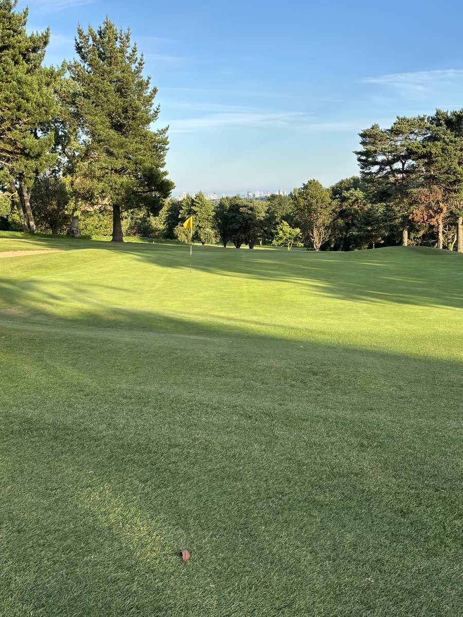 Tony James (@tonys01v1t) on Twitter photo <a href="/WhitchurchGC/">Whitchurch (Cardiff) Golf Club</a> course looking very good in the late evening sun, which hole? <a href="/WhitchurchGC/">Whitchurch (Cardiff) Golf Club</a> course looking very good in the late evening sun, which hole?