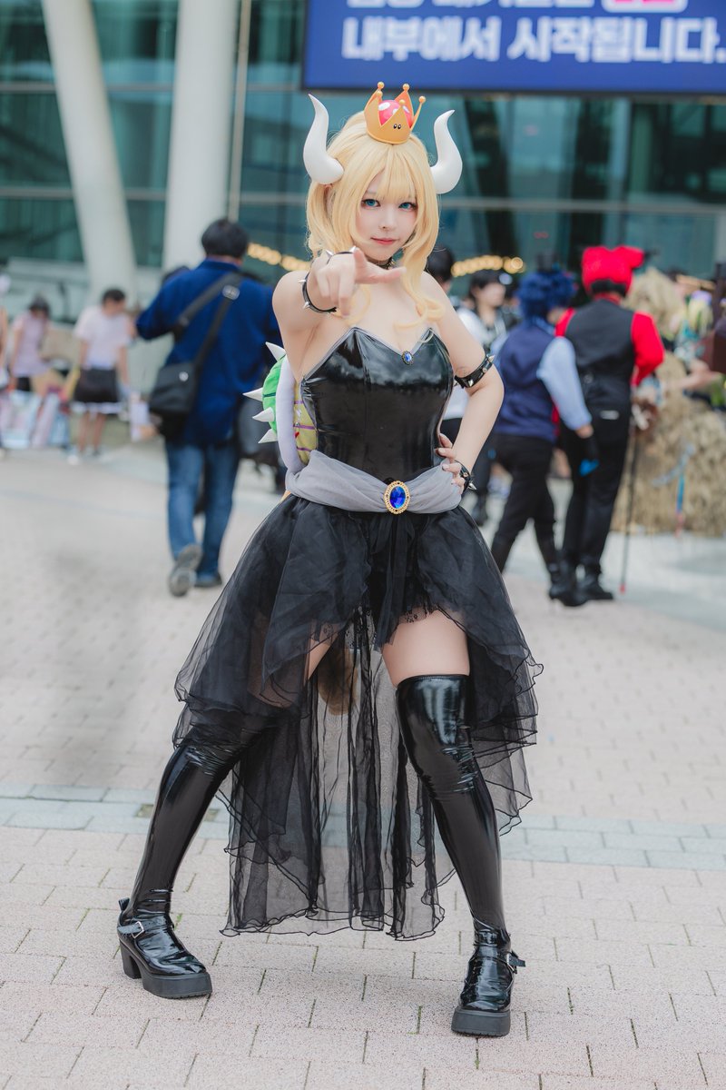 쿠파히메 🐢👑

M. <a href="/ran_Kkong/">라니</a>