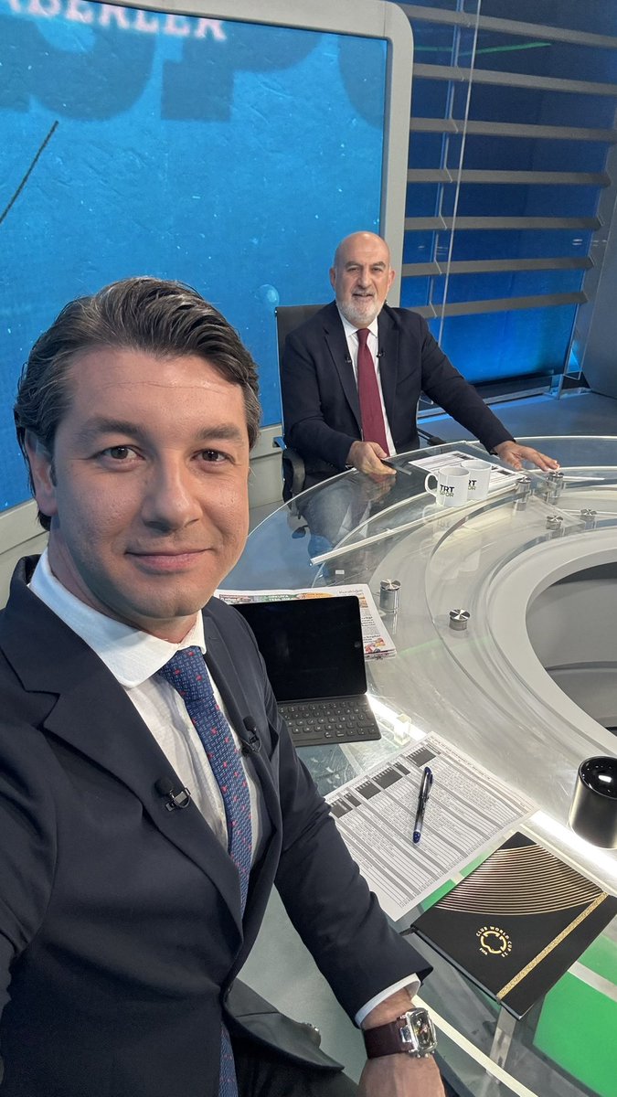 📺Spor Manşet G.Kore - Polonya maçının ardından  <a href="/trtspor/">TRT Spor</a> ‘da başlıyor…

🗣️Erman Gönülşen ve Tayfun Bayındır öne çıkan haberlerini değerlendiriyor.

❓Gündeme ilişkin soru ve görüşlerinizi bekliyoruz…