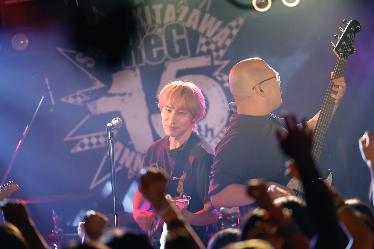 3markets's tweet photo. 下北沢厨二学校文化祭ありがとうございました！！芸人さんたちって本当にすごいんだなってあらためて思いました…目の前でコピバンやってもらったの初めてかも！嬉しかった！！

セットリスト

社会のゴミカザマタカフミ
ね。
��イゼ
下北沢のギターロック
僕はセックスができない
バンドマンと彼女
言えなき子
ゼクシィ
君は1人じゃない
ムリ笑
INTJ
カニ大好き
Fxxk TikTok
整形大賛成
裏セブンスター

en
芸人さんたちの底辺の恋
俺たちの底辺の恋
みんなでシャゴミ
