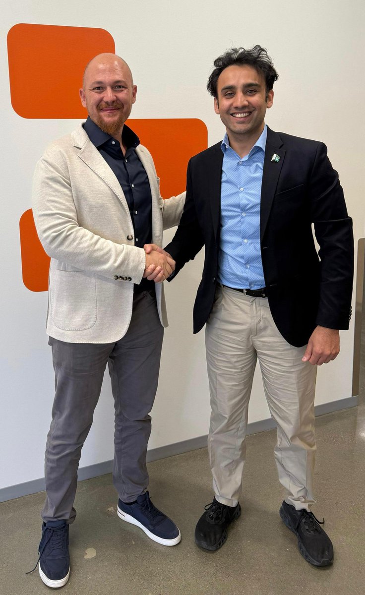 Bilal bin Saqib MBE (@bilalbinsaqib) on Twitter photo Just caught up with <a href="/amasad/">Amjad Masad</a>, the brilliant mind behind @replit.
Replit is redefining what it means to learn and build in tech, giving anyone with a browser the power to write code, collaborate, and deploy apps instantly, without setup or barriers.
As Pakistan opens up to global Just caught up with <a href="/amasad/">Amjad Masad</a>, the brilliant mind behind @replit.
Replit is redefining what it means to learn and build in tech, giving anyone with a browser the power to write code, collaborate, and deploy apps instantly, without setup or barriers.
As Pakistan opens up to global