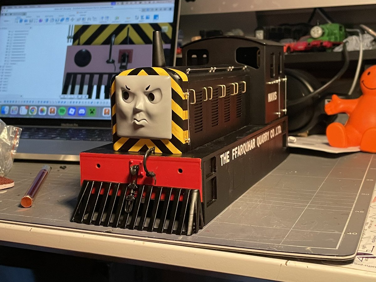 jamostrainos's tweet image. progress from today working with @CoffeePotCreate on his mavis :3 super happy with her so far, she’s been an absolute darling to work with compared to boco