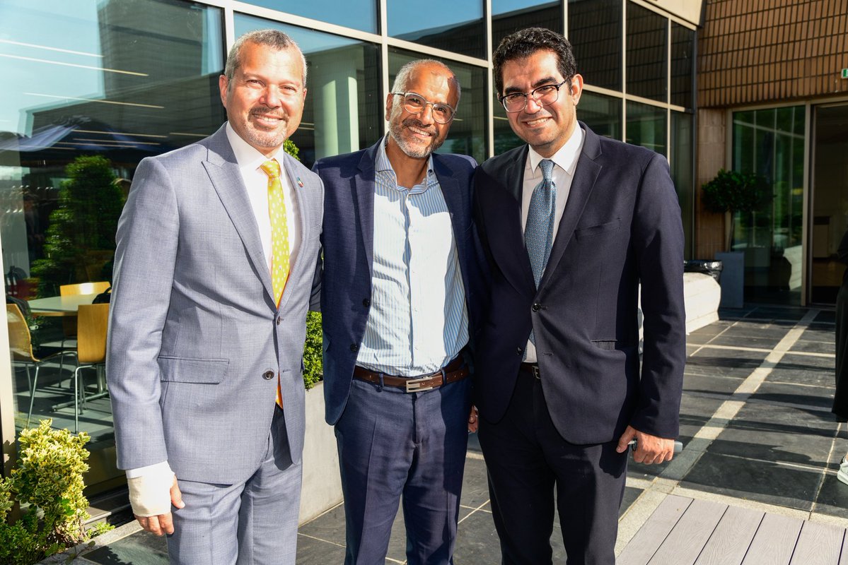 HadjimanoliM's tweet image. IMO Headquarters 🇬🇧/
“It’s a real pleasure to welcome you all this evening, together with the Deputy High Commissioner of Cyprus in the UK, Mr. Spyros Miltiades and my associates from our London Maritime Office and from Cyprus.
Cyprus is once again a candidate for election to…