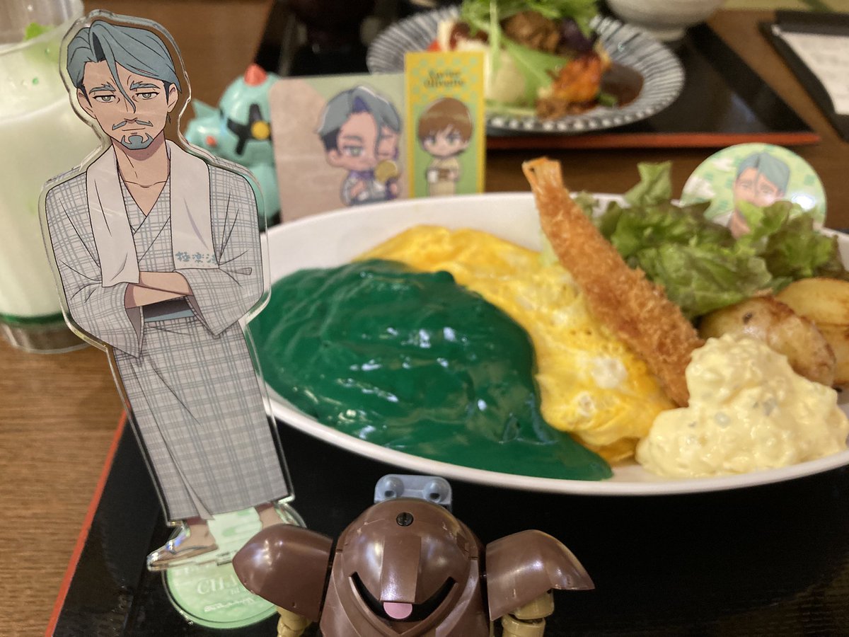 mogera619's tweet image. シャリア風呂♨️入ってきた🍵
ゆっくりお風呂入れて日々の疲れがとれました😌
木星プレートは食べ物の色ではありませんでした🟩
シャリアのアクスタでかい。なんでシャアがいないんだ！😣