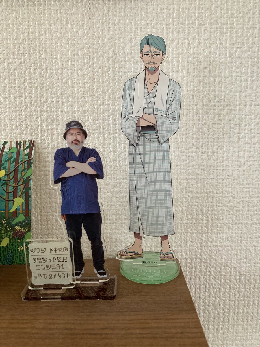 mogera619's tweet image. シャリア風呂♨️入ってきた🍵
ゆっくりお風呂入れて日々の疲れがとれました😌
木星プレートは食べ物の色ではありませんでした🟩
シャリアのアクスタでかい。なんでシャアがいないんだ！😣