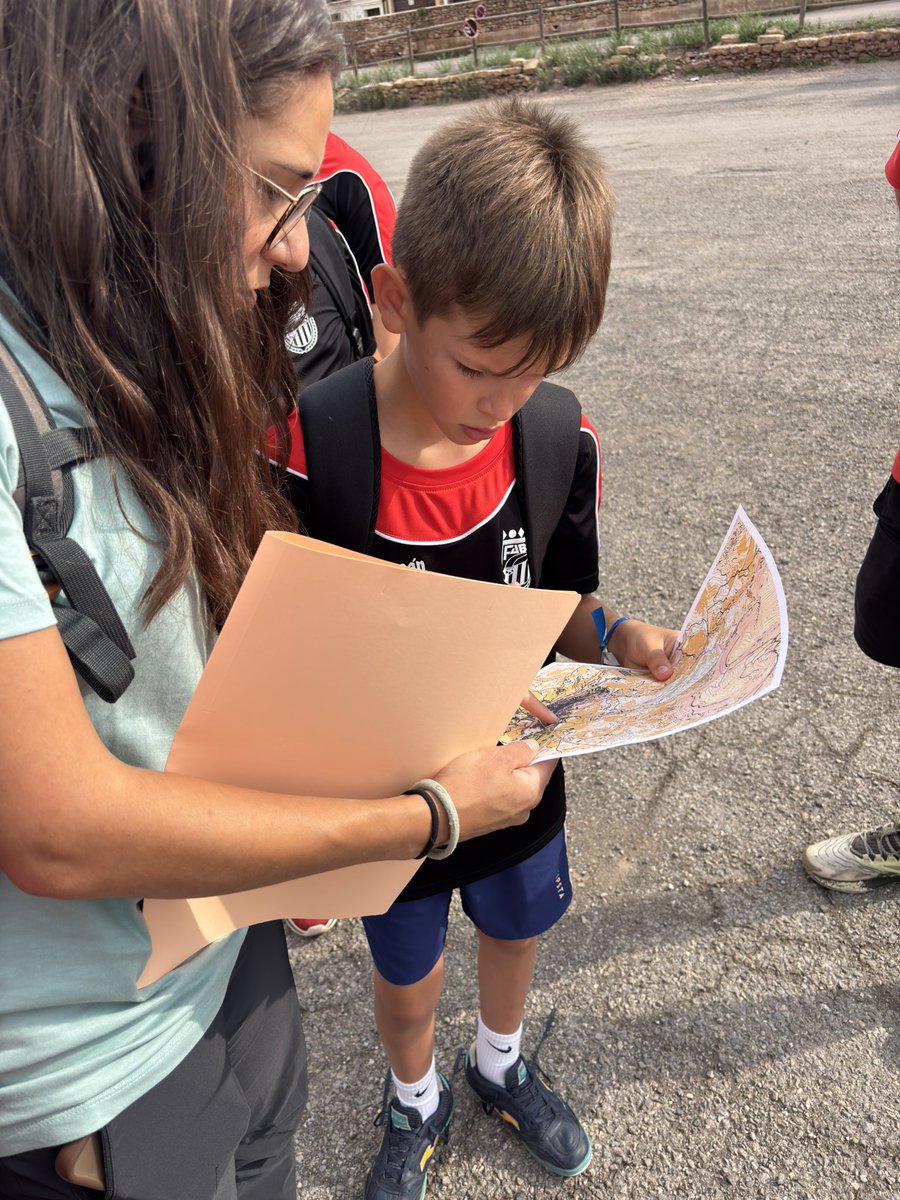 Fed. Aragonesa de Balonmano (@farbm_com) on Twitter photo 🧭 Comenzamos la actividad de orientación en el medio natural de la mano de <a href="/GudarJavalambre/">Gúdar-Javalambre "Aquí tocamos las estrellas"</a> y Alcalá Aventura. 🧭 Comenzamos la actividad de orientación en el medio natural de la mano de <a href="/GudarJavalambre/">Gúdar-Javalambre "Aquí tocamos las estrellas"</a> y Alcalá Aventura.