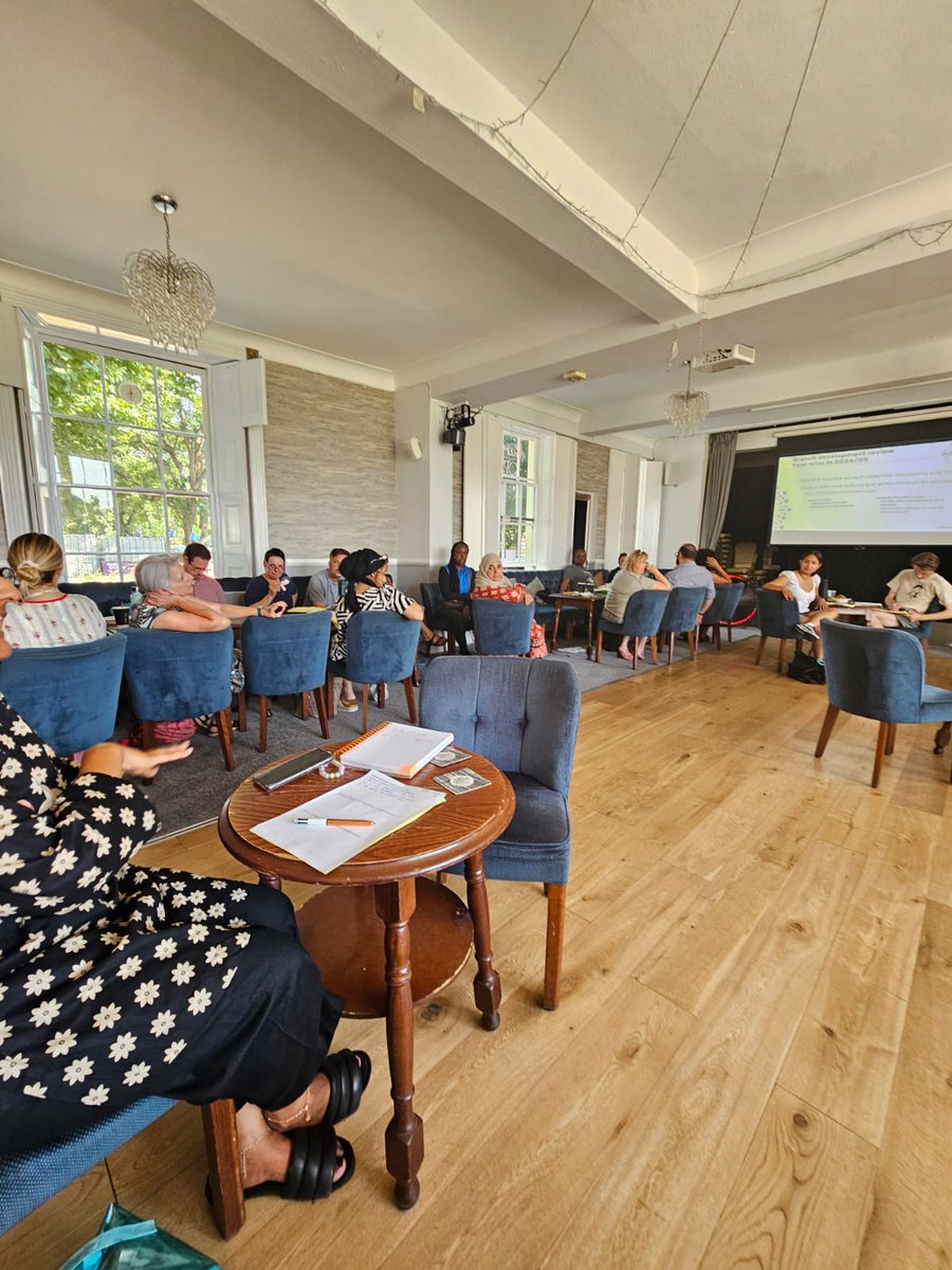 wforest_neu's tweet image. Last week, we held our regular #WalthamForest National Education Union reps training day.
The role of strong workplace leaders is key to the success of our union across the education profession.
We discussed:
▶️Our borough pay policy
▶️How to use the workload toolkit
1/3