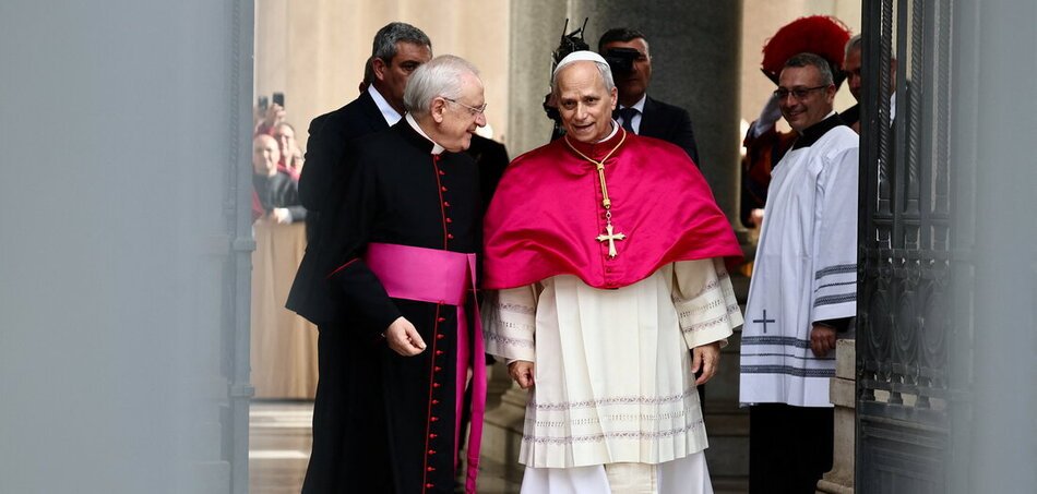 Mit Robert Francis Prevost wurde ein Kompromisskandidat gewählt. Wird er als Leo XIV. den Weg seines Vorgängers fortsetzen? Zweifel sind  angebracht. 

Eine Themaseite von Gerhard Feldbauer
jungewelt.de/artikel/503517…