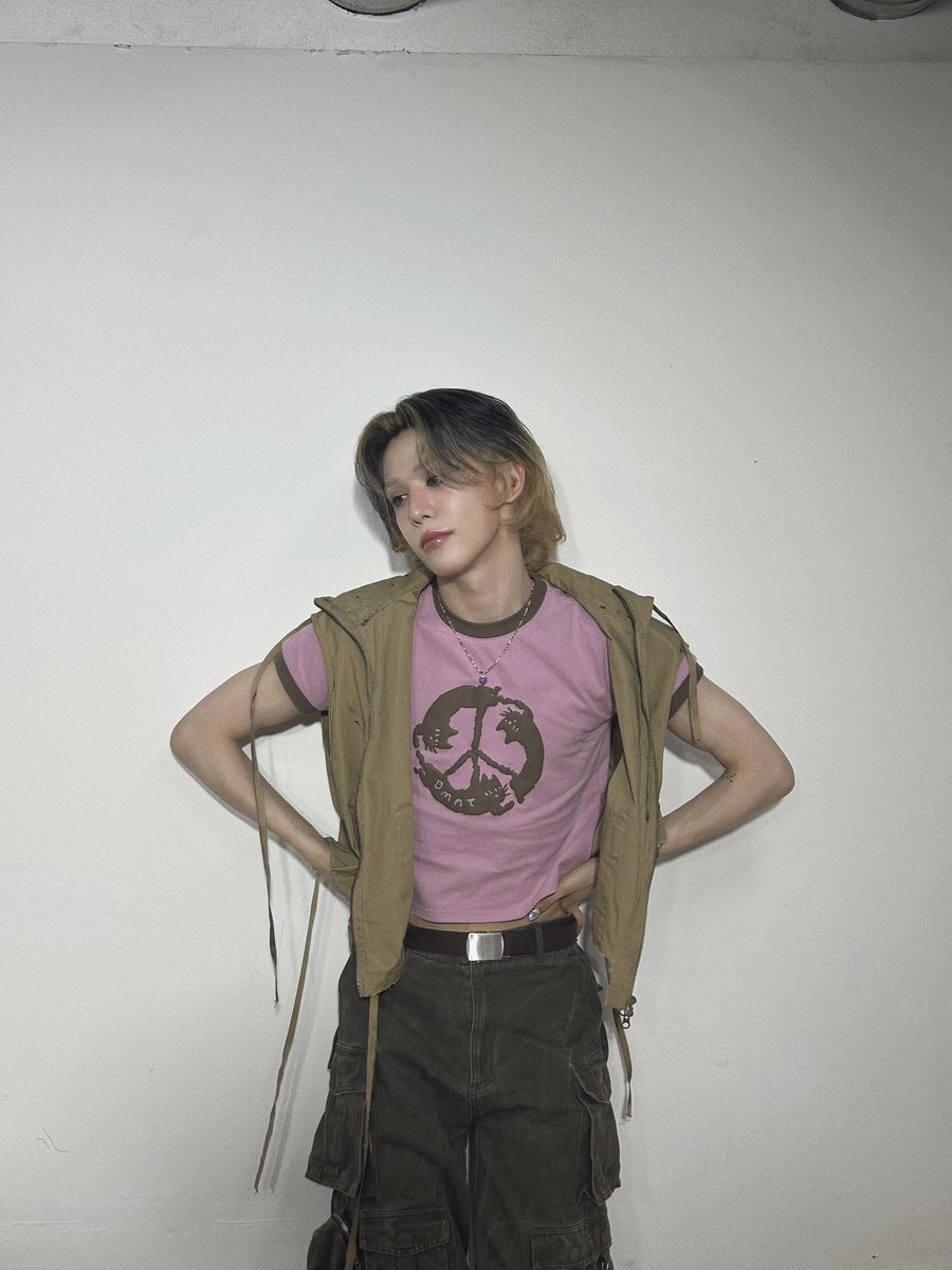 250709 — photo 📷 XLOV's WUMUTI looks nothing short of kittytastic