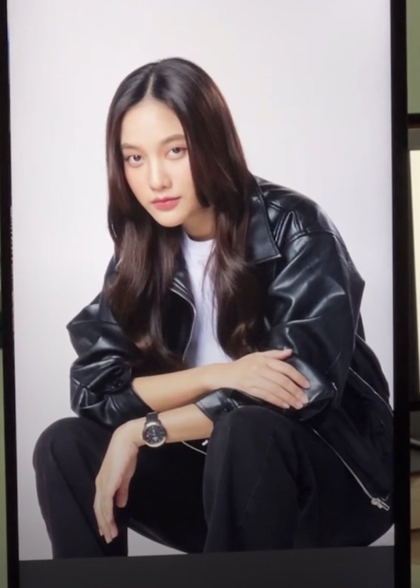 Mmuuu__'s tweet image. ยอมอะ ไม่ไหว 😣🤟🏻
FREENBECKY FITTING THE AIR
#ฟิตติ้งเสน่หาวาโย
#srchafreen