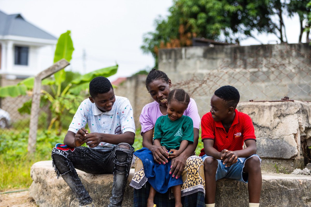 This heartwarming moment reflects the essence of the International Child Development Programme (ICDP), strengthening positive relationships between caregivers and children through love, empathy, and communication.

With support from @griegfoundation , families are empowered to