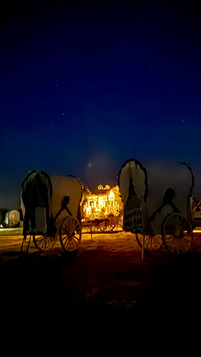 𝐋𝐀 𝐄𝐒𝐓𝐀𝐌𝐏𝐀 𝐃𝐄𝐋 𝐌𝐈É𝐑𝐂𝐎𝐋𝐄𝐒|
📷 N.H. Andrés Ruiz Lara.