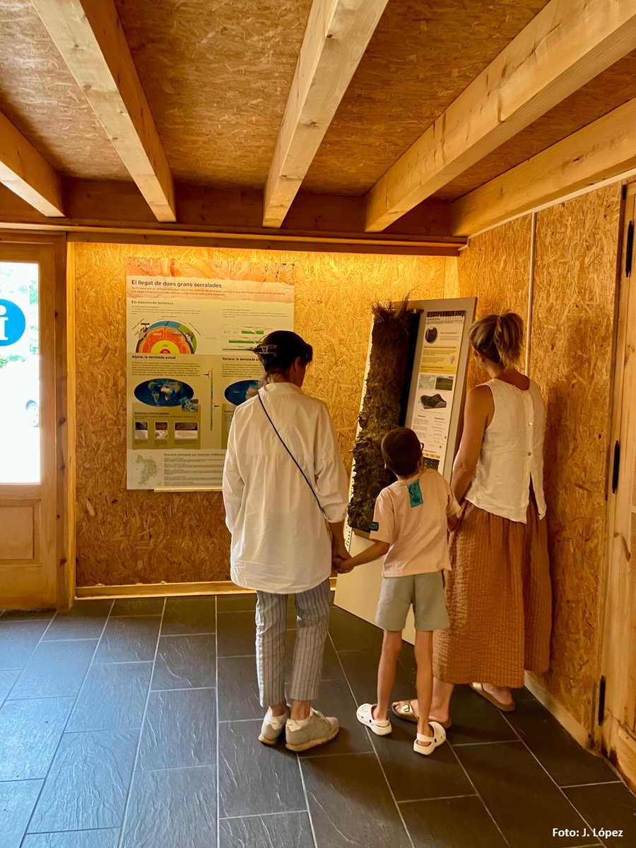 ICGC. Generalitat (@icgcat) on Twitter photo Amb l’objectiu de seguir divulgant la importància dels sòls i de la seva preservació, hem cedit temporalment un monòlit de sòls al Parc Natural de l’Alt Pirineu, que s’exposa al Centre de Descoberta de les Ciències de la Terra a Rubió.
<a href="/pnaltpirineu/">Parc Natural de l'Alt Pirineu</a> Amb l’objectiu de seguir divulgant la importància dels sòls i de la seva preservació, hem cedit temporalment un monòlit de sòls al Parc Natural de l’Alt Pirineu, que s’exposa al Centre de Descoberta de les Ciències de la Terra a Rubió.
<a href="/pnaltpirineu/">Parc Natural de l'Alt Pirineu</a>
