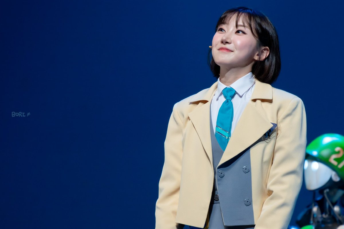 250705 창작가무극 천 개의 파랑 대구 커튼콜

연재 #서연정 배우님