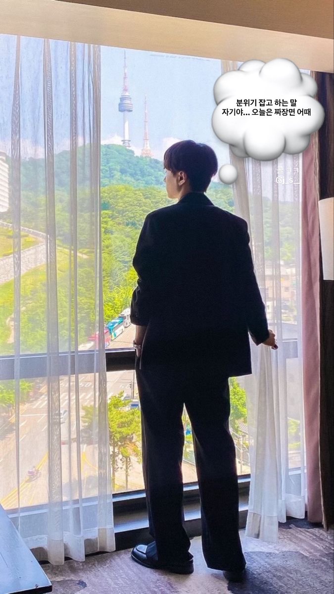 qlaouc's tweet photo. 젱사연애 럽스타...

연상연하동갑은 편하게 망상하세효 🤓 https://t.co/TjuUcm63y8