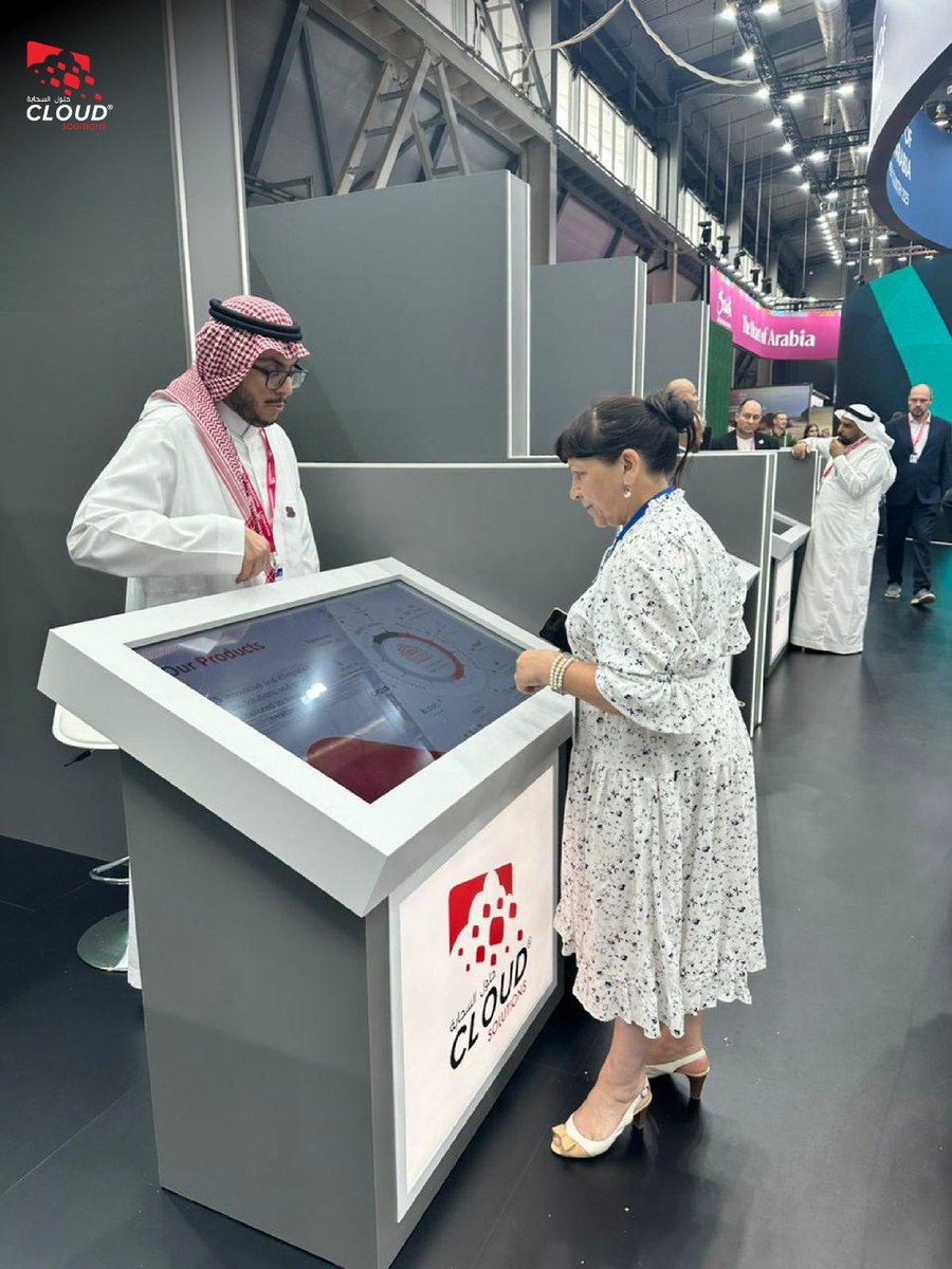 _CloudSolutions's tweet image. من يكاتيرينبورغ الروسية، تواصل حلول السحابة رحلتها لنقل الابتكار السعودي إلى العالم
في اليوم الثالث من INNOPROM 2025، ندعوكم لاكتشاف منظومتنا من الحلول الذكية والخدمات الرقمية، المصممة لتشكّل مستقبلًا أكثر كفاءة وذكاء.
كونوا معنا حيث تُصنع التقنية وتُرسم ملامح الغد.…
