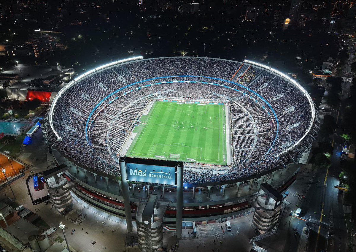 RamiroAlvarez's tweet image. 🇦🇷 ¡Feliz Día de la Independencia!
🏟️ Nuestros colores patrios en el mejor lugar ❤️