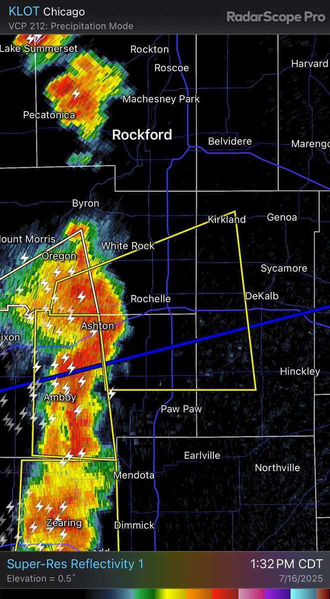 MorganKolkmeyer's tweet image. Line of storms is moving in from our west. Tornado warnings in Wisconsin, Severe Storm warnings to our west, including DeKalb County until 2:30pm. 60mph gusts and nickel sized hail possible there. @WGNMorningNews @WGNNews