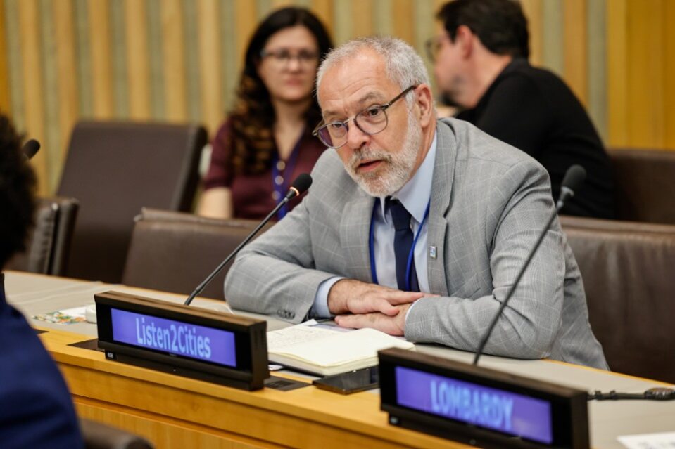 GlobalTaskforce's tweet image. ✨Networks of the @GlobalTaskforce take part in the closing of the #LRGF at the #HLPF2025 @AIMFrancophones @Regions4SD
They call for action by #LocalGov and civil society, youth, unions and other actors of society, and a multilateral approach to achieve #2030Agenda