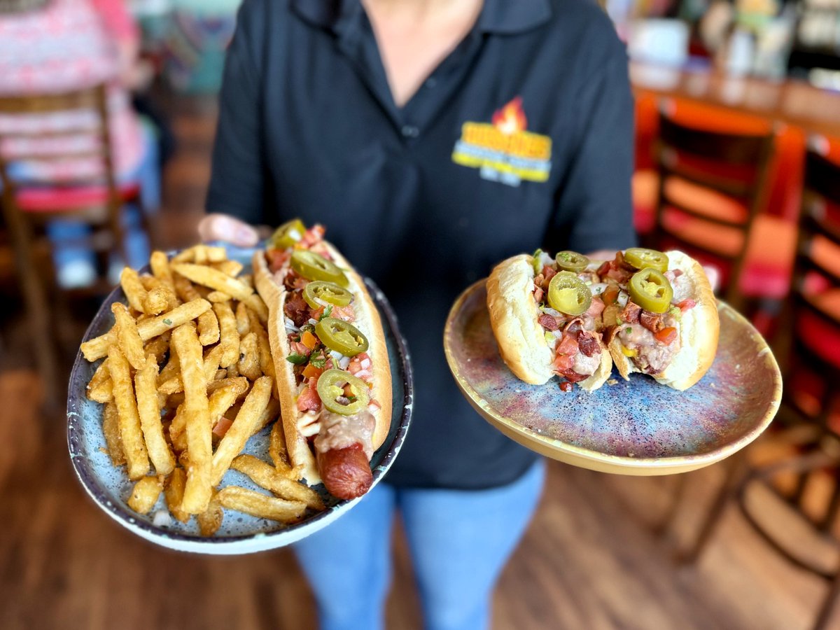 Can’t handle a footlong? It’s cool—size isn’t everything. Try our Happy Hour-sized Sonoran Dogs instead! 🌭😉 #BiteSizedBaja #HussongsCantina