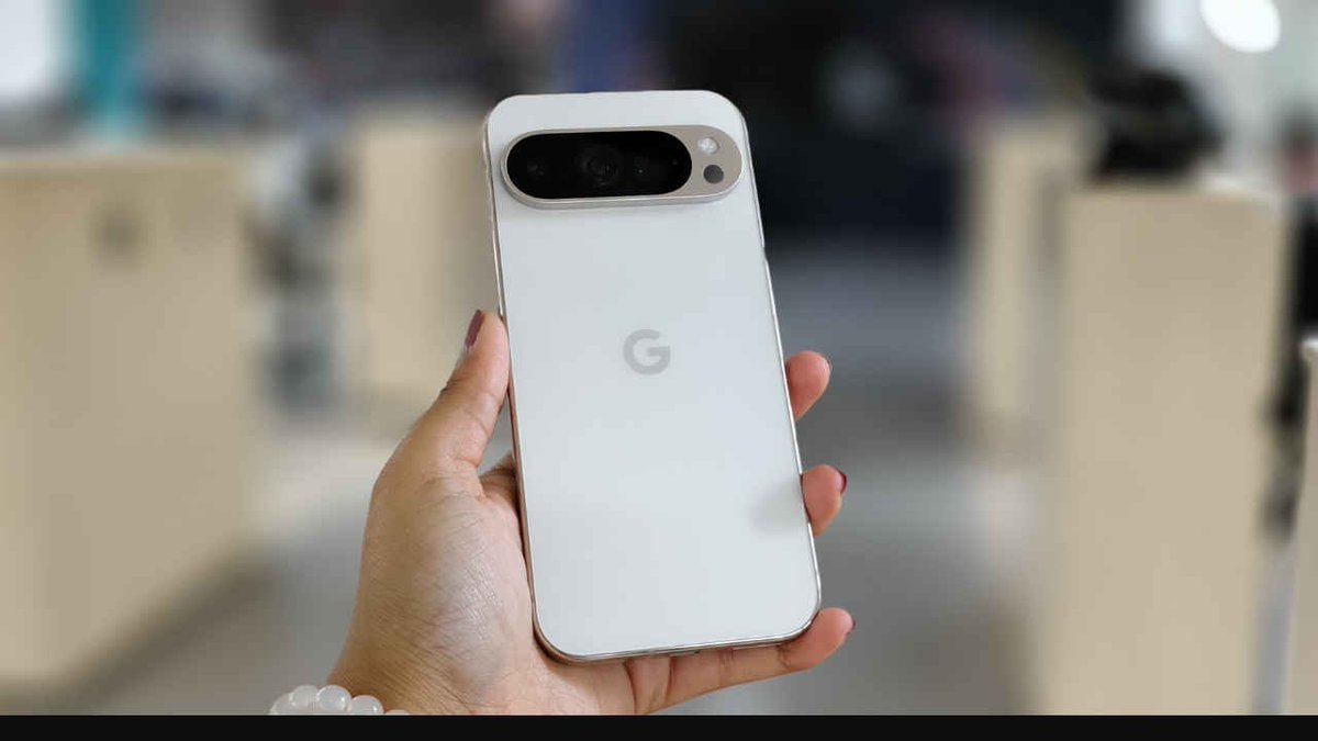abhishek's tweet image. Everything you should know about #madebygoogle upcoming Pixel 10 series phones. 

📅 Launch Date &amp;amp; Model

“Made by Google” event: August 20, 2025 in NYC, streamed live

Expected lineup: Pixel 10, Pixel 10 Pro, Pixel 10 Pro XL, and Pixel 10 Pro Fold