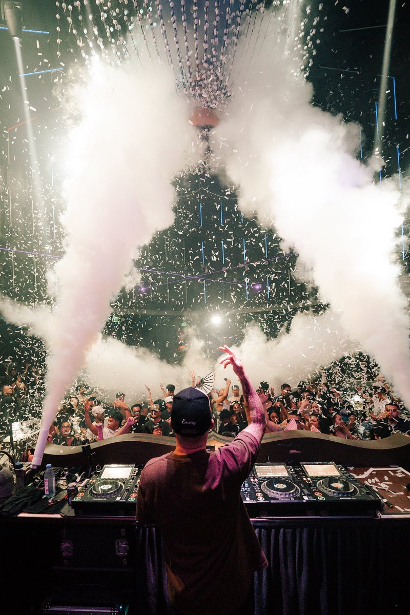 DJ4B's tweet image. TIME 🍊