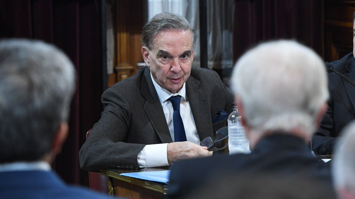 MiguelPichetto's tweet image. Hoy reunimos a la Comisión Parlamentaria Mixta Revisora de Cuentas para tratar nueve auditorías en materia ambiental y tres informes sobre Aerolíneas Argentinas.
También recibimos una respuesta del Ministerio de Economía sobre el estado de ejecución de préstamos con organismos…
